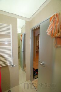 lazienka_w_szkle_04 drzwi szklane