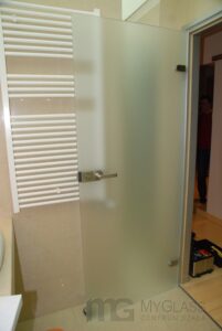 lazienka_w_szkle_05 drzwi szklane