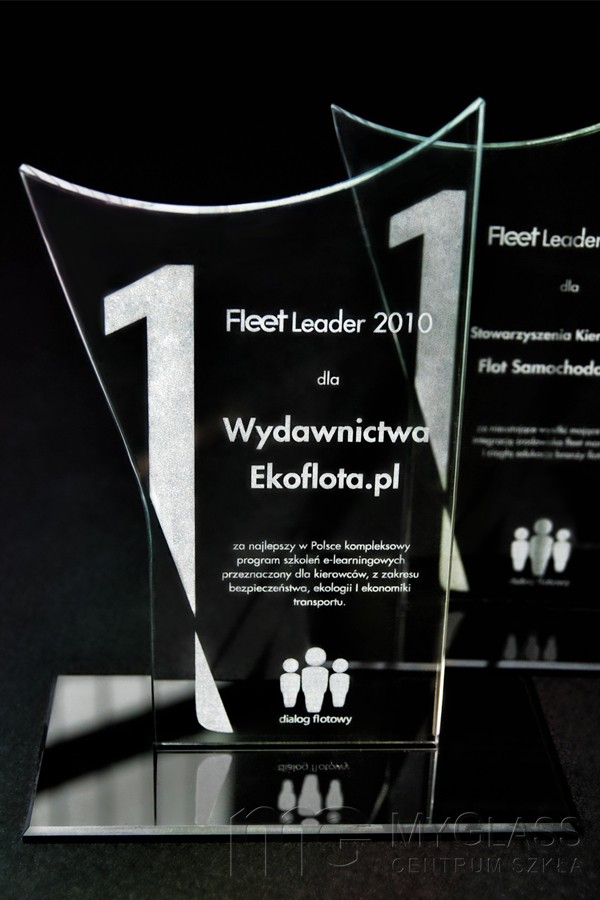 statuetka_szklana_03 statuetka szklana