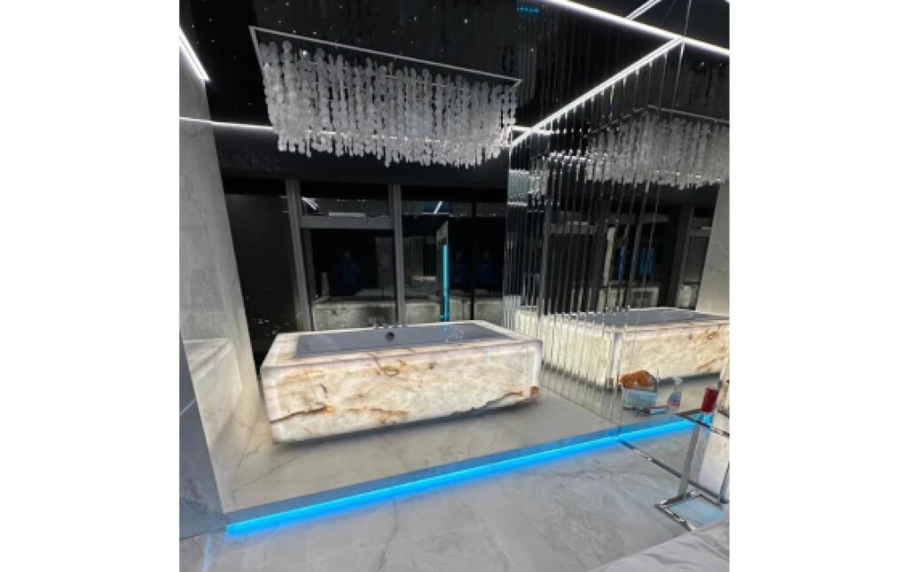 luksusowe wnętrze lustra szklo wrocław Lustra na wymiar apartament wrocław